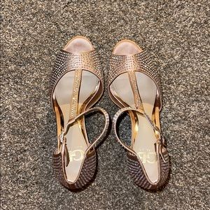 Gianni Bini blush heels